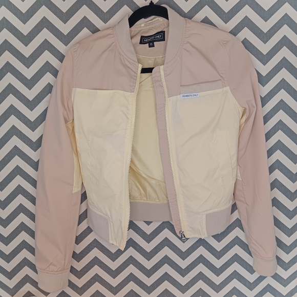 Members Only Windbreaker Jacket - Picture 10 of 11